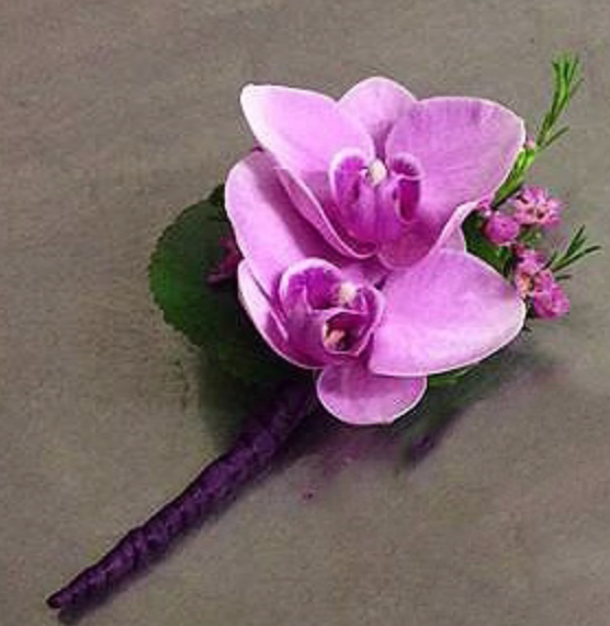 Orchid Blush Boutonniere